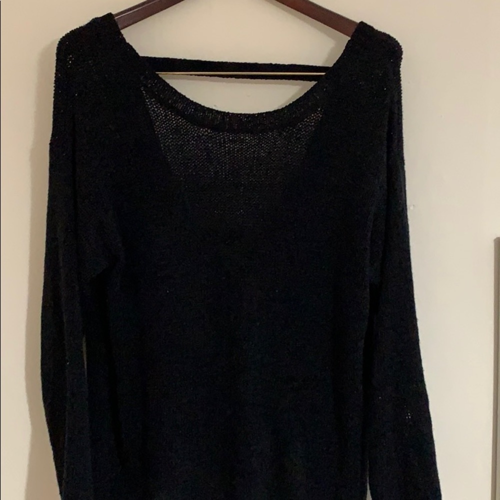 V-Back sweater